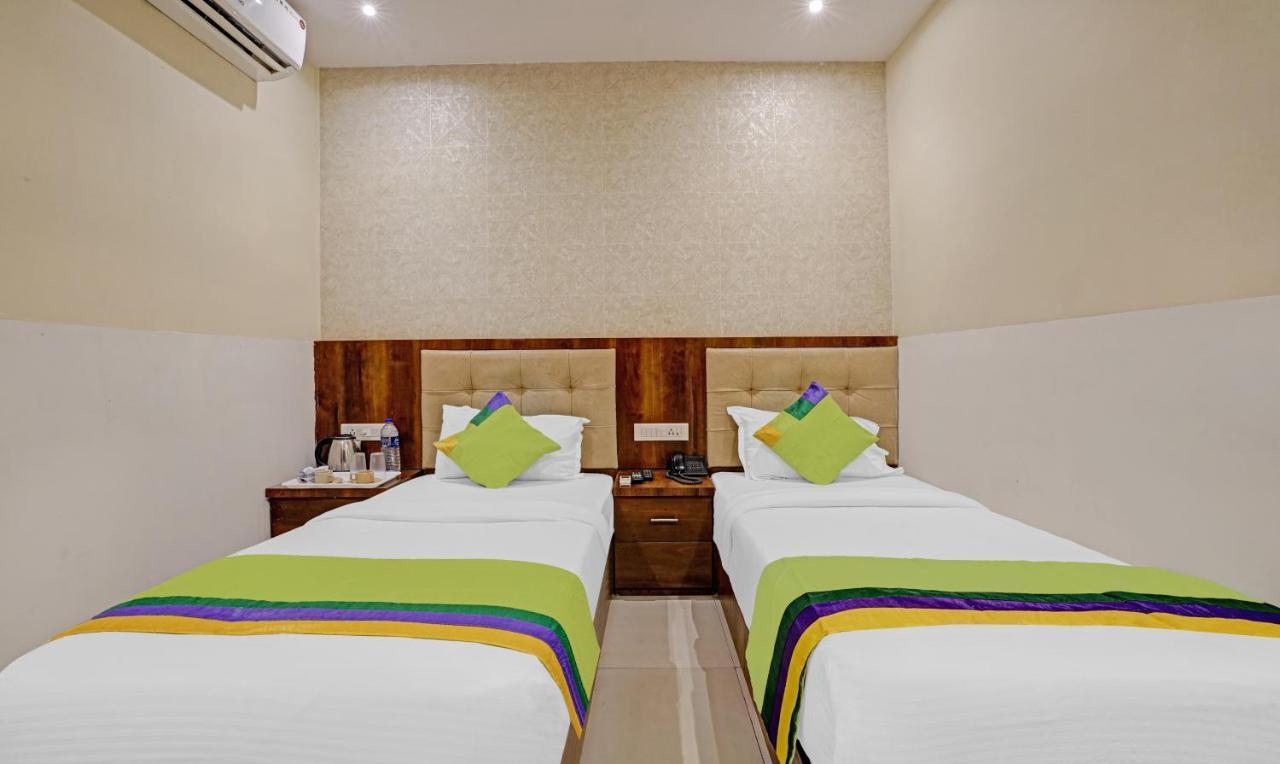 Hotel Bkc Mannat Bombay Eksteriør billede