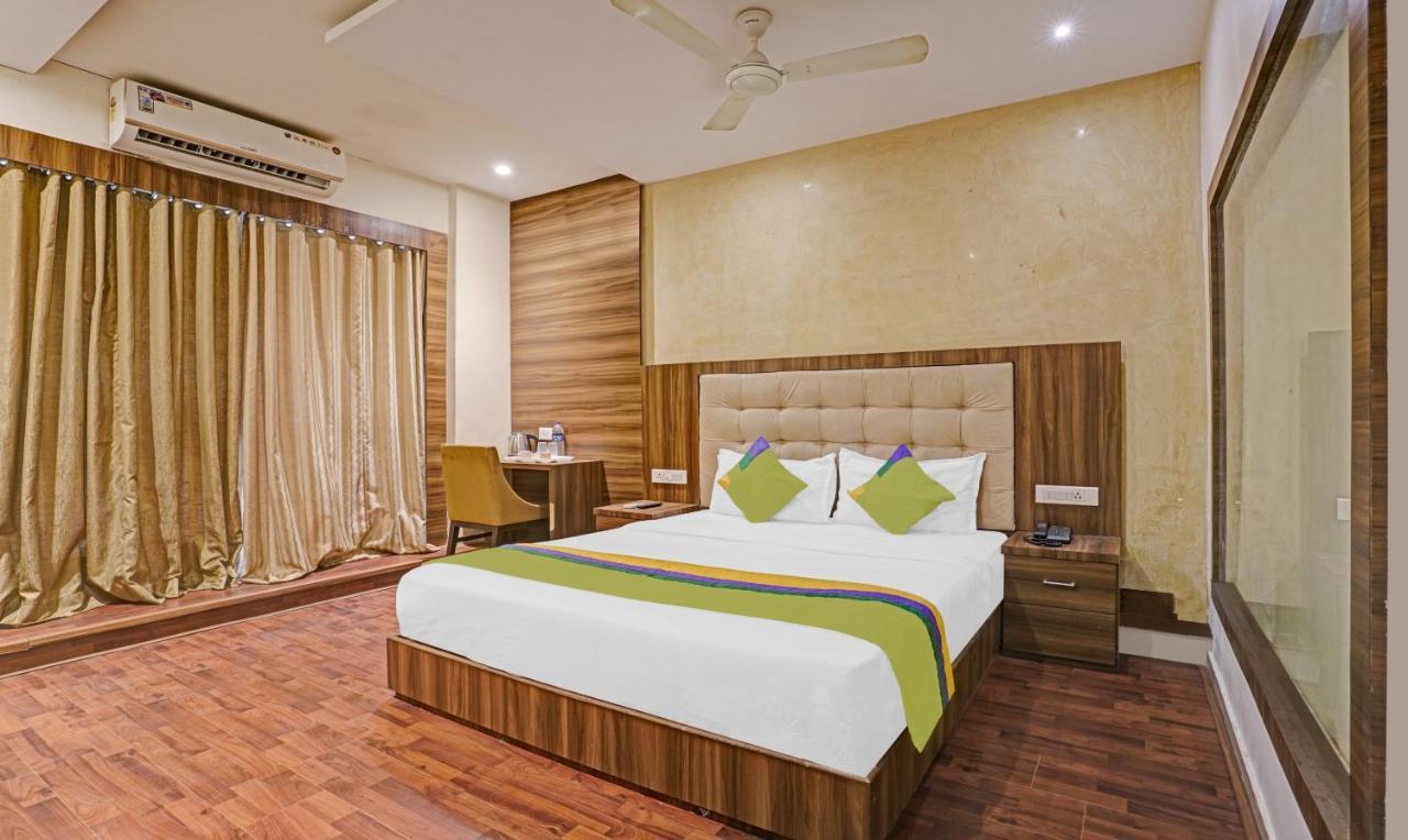 Hotel Bkc Mannat Bombay Eksteriør billede