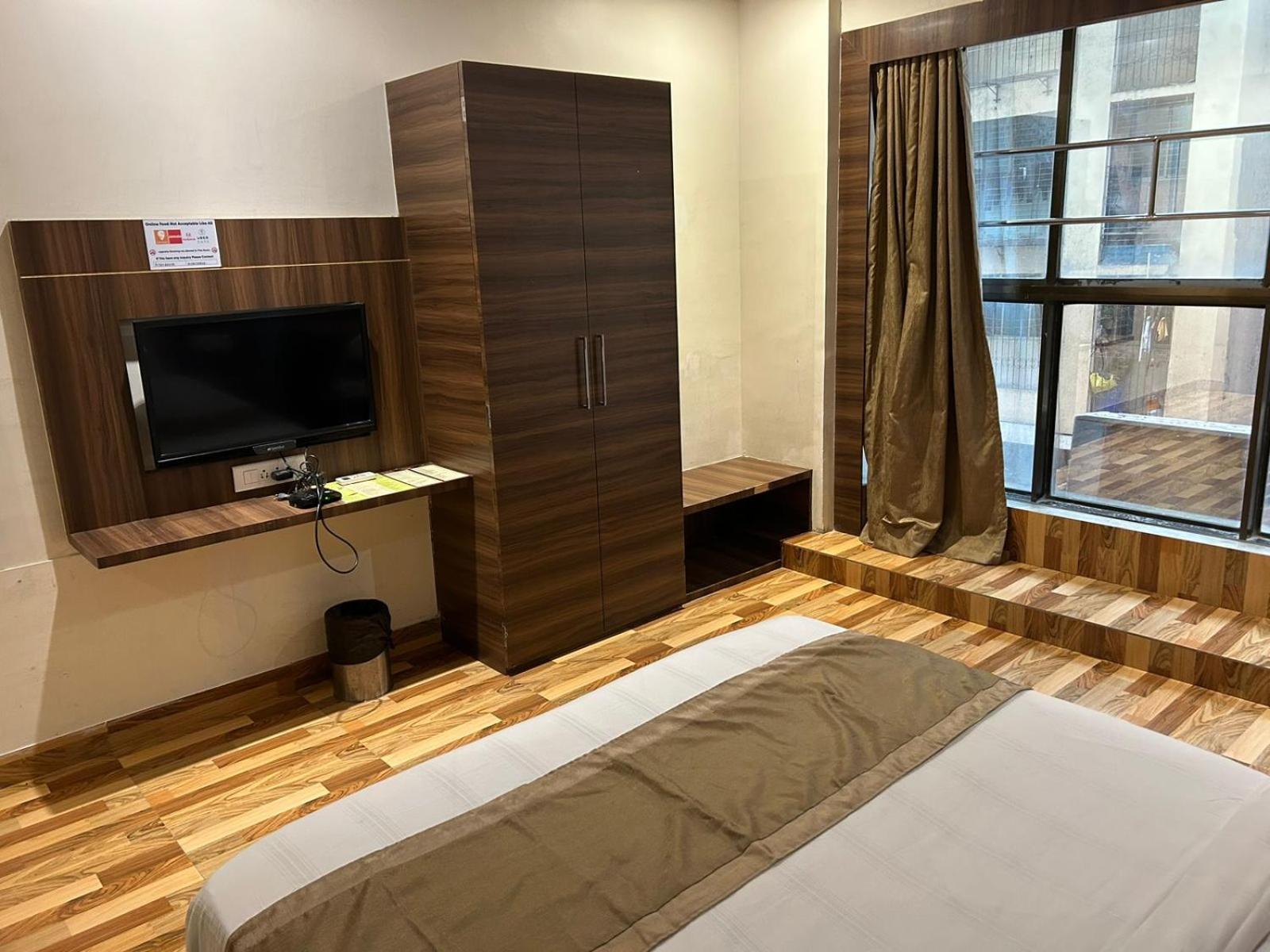 Hotel Bkc Mannat Bombay Eksteriør billede