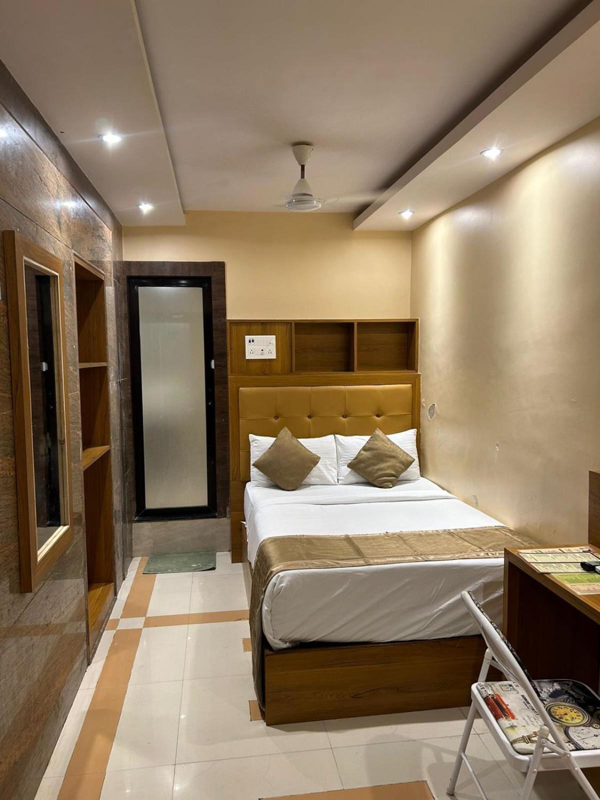 Hotel Bkc Mannat Bombay Eksteriør billede
